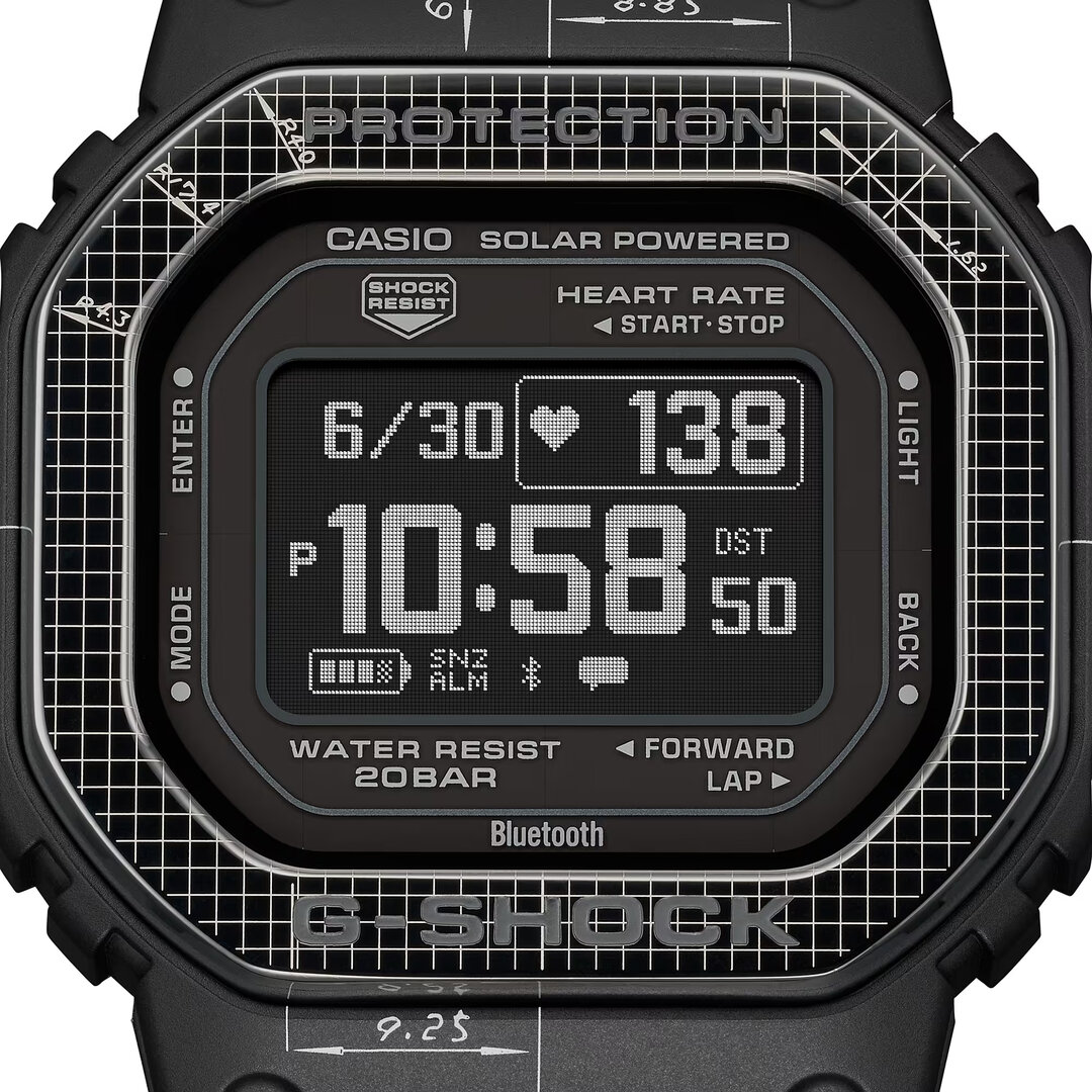 Casio G-Shock G-Squad DW-H5600EX-1ER (+ spare bezel and straps