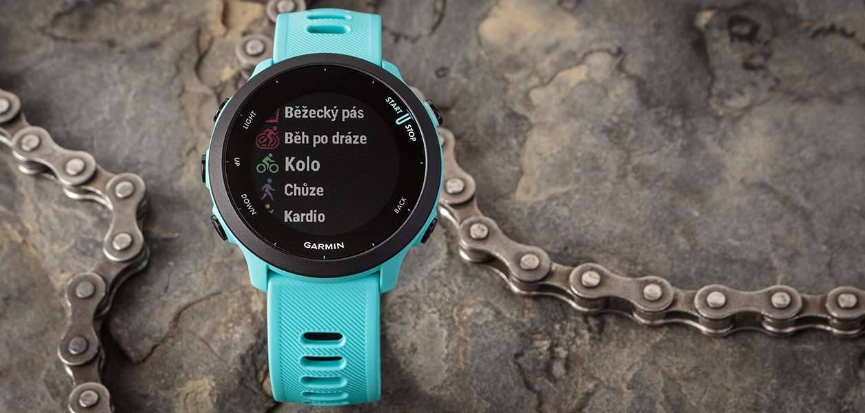  Garmin Forerunner 55, GPS Running Watch with Daily Suggested  Workouts, Up to 2 weeks of Battery Life, Aqua : Electronics